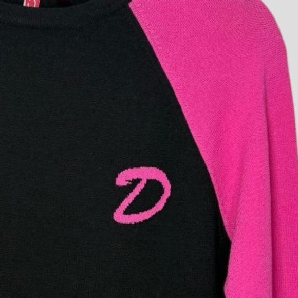 525 America Y2K Hot Pink & Black ‘D’ Monogram Silk Top Preppy Tenniscore It Girl - Picture 11 of 12